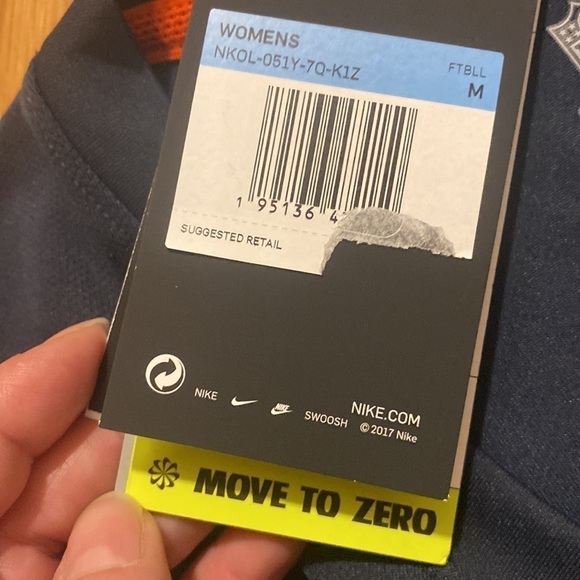 Nike Women's Chicago Bears Dri-Fit NFL Pull Over Long Sleeve Navy Shirt (Medium) - Picture 8 of 13